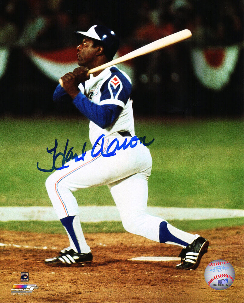 Hank Aaron Signed Atlanta Braves Swinging 8x10 Photo - AAR08P103 - Hank Aaron Signed Atlanta Braves Swinging 8x10 Photo product image