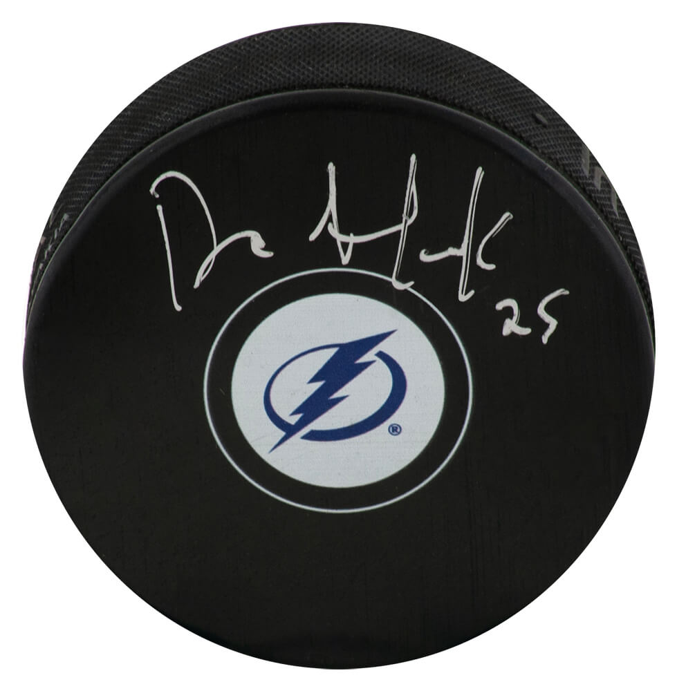 Dave Andreychuk Signed Tampa Bay Lightning Logo Hockey Puck - ANDPUC423 - Dave Andreychuk Signed Tampa Bay Lightning Logo Hockey Puck product image