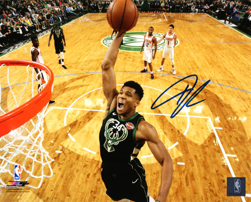 Giannis Antetokounmpo Signed Milwaukee Bucks Action 8x10 Photo - ANT08P200 - Giannis Antetokounmpo Signed Milwaukee Bucks Action 8x10 Photo product image