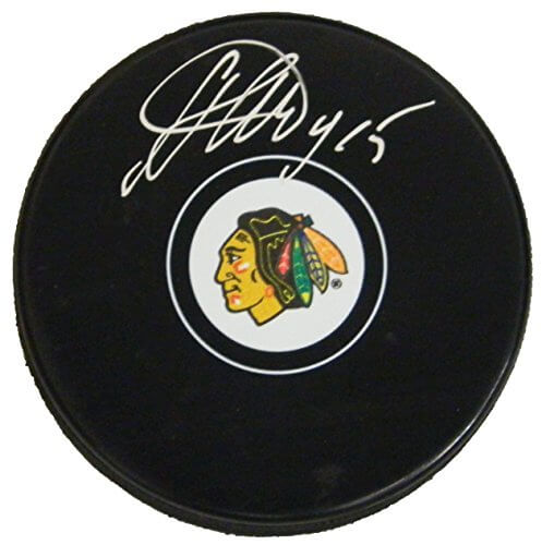 Artem Anisimov Signed Chicago Blackhawks Logo Hockey Puck - ANIPUC400 - Artem Anisimov Signed Chicago Blackhawks Logo Hockey Puck product image