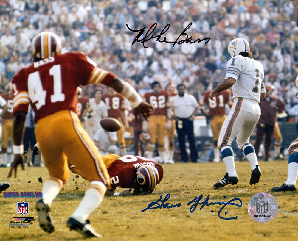 Garo Yepremian & Mike Bass Dual Signed Dolphins vs Washington Super Bowl VII Action 8x10 Photo - BAS08P301TW - Garo Yepremian & Mike Bass Dual Signed Dolphins vs Washington Super Bowl VII Action 8x10 Photo product image