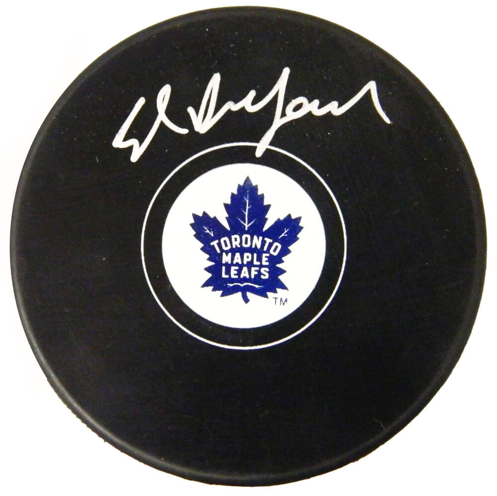 Ed Belfour Signed Toronto Maple Leafs Logo Hockey Puck - BELPUC408 - Ed Belfour Signed Toronto Maple Leafs Logo Hockey Puck product image