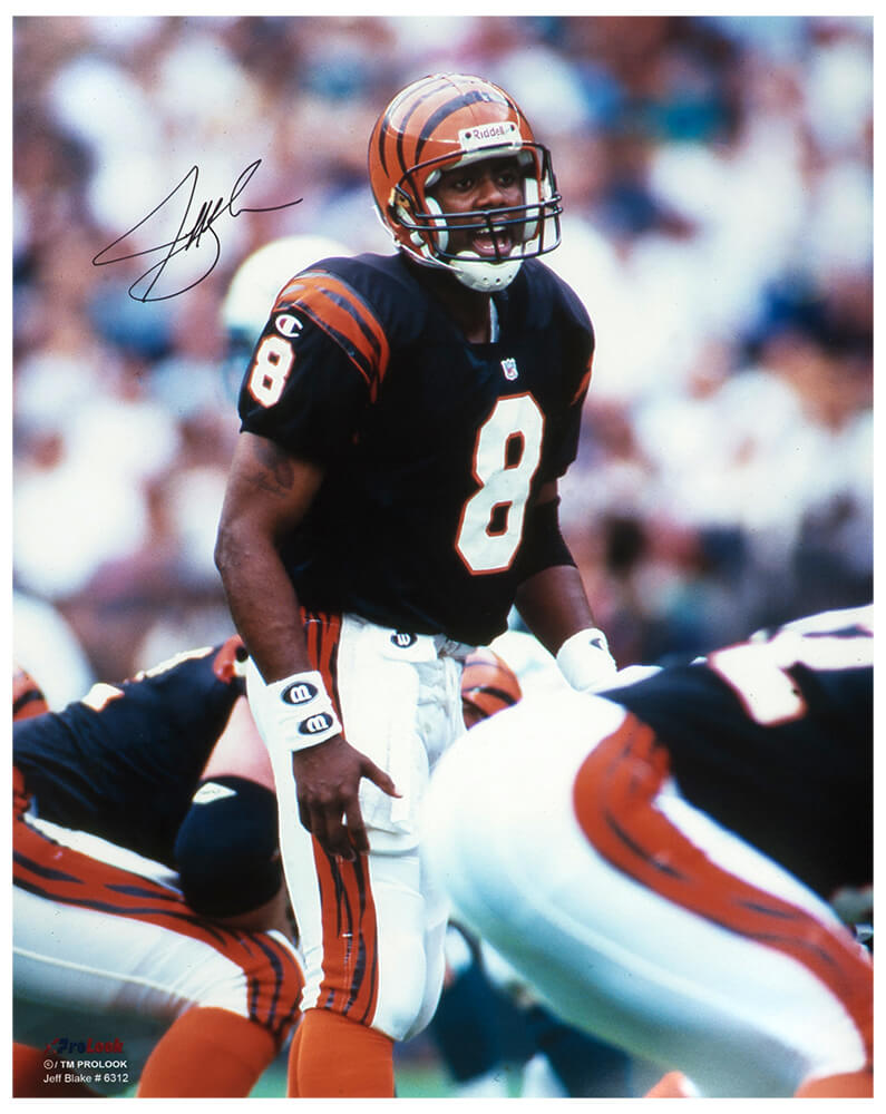 Jeff Blake Signed Cincinnati Bengals Black Jersey Action 16x20 Photo - BLA16P310 - Jeff Blake Signed Cincinnati Bengals Black Jersey Action 16x20 Photo product image