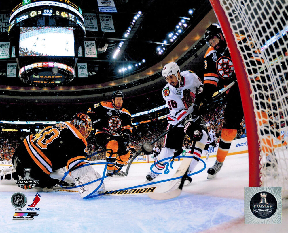 Dave Bolland Signed Chicago Blackhawks 2013 Stanley Cup Finals Winning Goal 8x10 Photo - BOL08P405 - Dave Bolland Signed Chicago Blackhawks 2013 Stanley Cup Finals Winning Goal 8x10 Photo product image