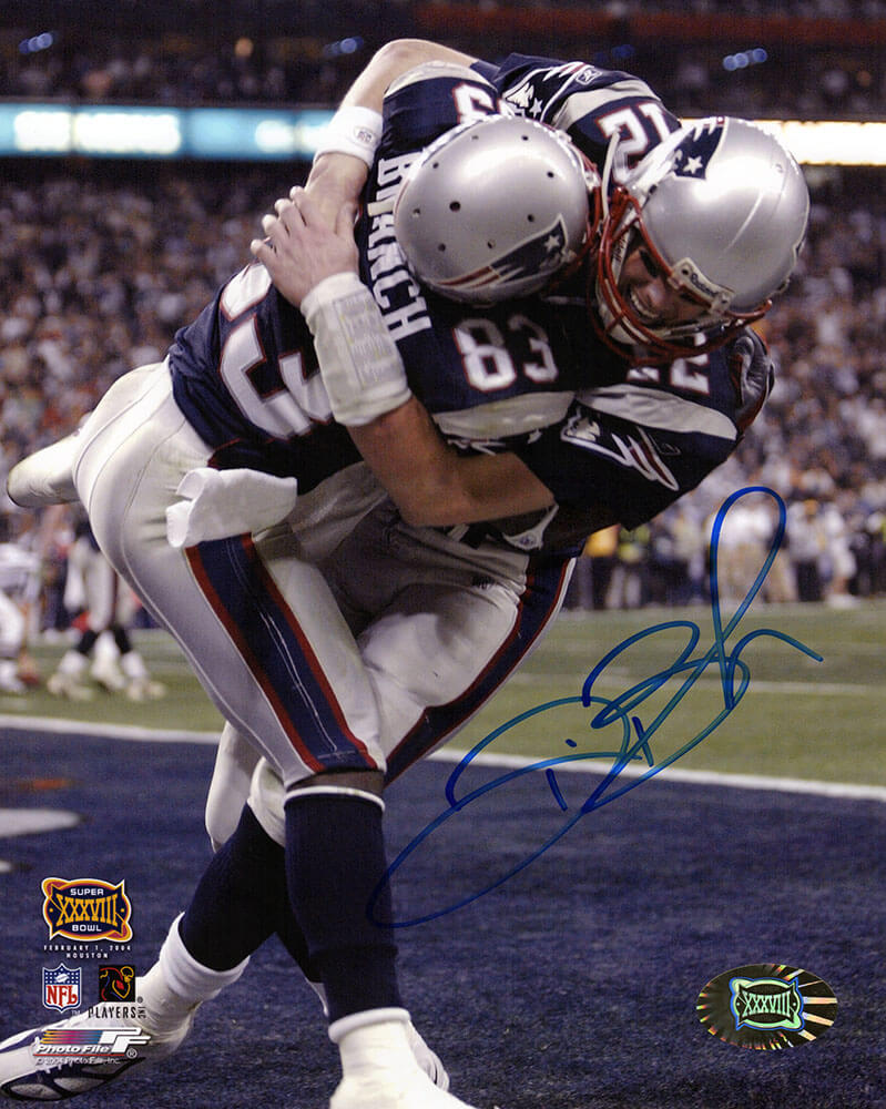 Deion Branch Signed Patriots Super Bowl 38 Celebration With Tom Brady 8x10 Photo - BRA08P321 - Deion Branch Signed Patriots Super Bowl 38 Celebration With Tom Brady 8x10 Photo product image