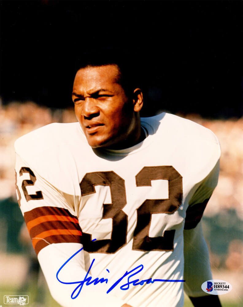 Jim Brown Signed Cleveland Browns 8x10 Photo (Beckett) - BRO08P330 - Jim Brown Signed Cleveland Browns 8x10 Photo (Beckett) product image