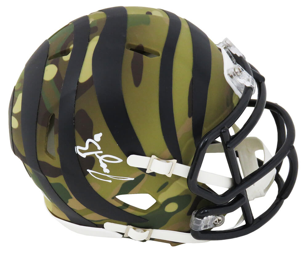 Joe Burrow Signed Cincinnati Bengals CAMO Riddell Speed Mini Helmet (Fanatics) - BURMIN316 - Joe Burrow Signed Cincinnati Bengals CAMO Riddell Speed Mini Helmet (Fanatics) product image
