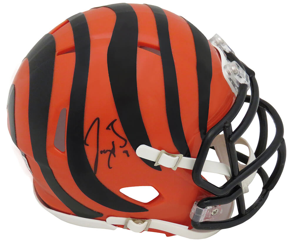 Joe Burrow Signed Bengals Riddell Speed Mini Helmet (Fanatics) - BURMIN317 - Joe Burrow Signed Bengals Riddell Speed Mini Helmet (Fanatics) product image