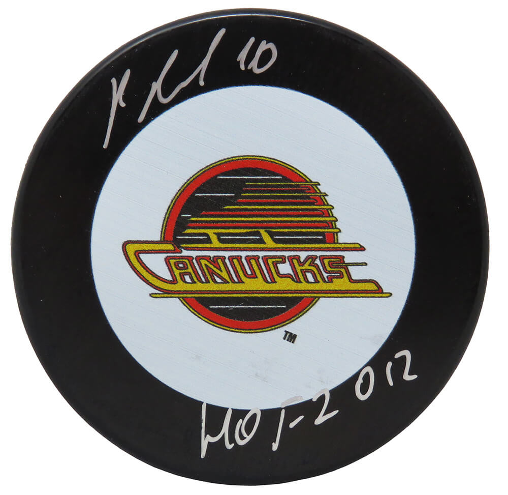 Pavel Bure Signed Vancouver Canucks Logo Hockey Puck w/HOF 2012 - BURPUC401 - Pavel Bure Signed Vancouver Canucks Logo Hockey Puck w/HOF 2012 product image