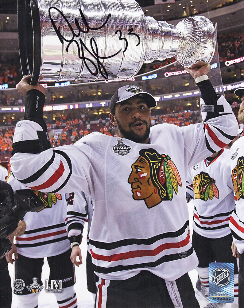 Dustin Byfuglien Signed Chicago Blackhawks 2010 Stanley Cup Holding Trophy 8×10 Photo - BYF08P400 - Dustin Byfuglien Signed Chicago Blackhawks 2010 Stanley Cup Holding Trophy 8×10 Photo product image