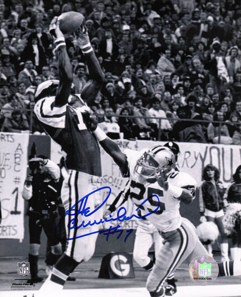 Harold Carmichael Signed Philadelphia Eagles Catching Football B&W 8x10 Photo - CAR08P340 - Harold Carmichael Signed Philadelphia Eagles Catching Football B&W 8x10 Photo product image
