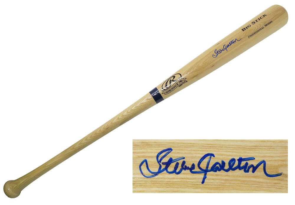 Steve Carlton Signed Rawlings Blonde Big Stick Baseball Bat - CARBAT100 - Steve Carlton Signed Rawlings Blonde Big Stick Baseball Bat product image