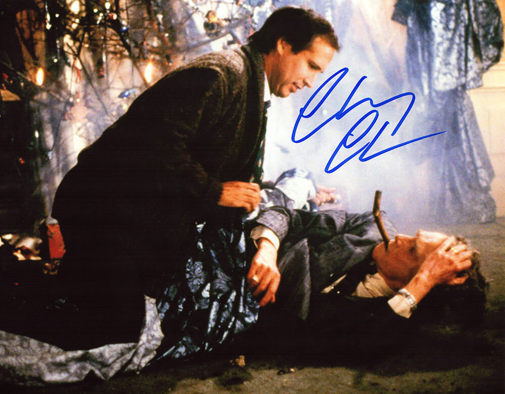 Chevy Chase Signed Christmas Vacation House Fire 11x14 Photo - CHA11P514 - Chevy Chase Signed Christmas Vacation House Fire 11x14 Photo product image