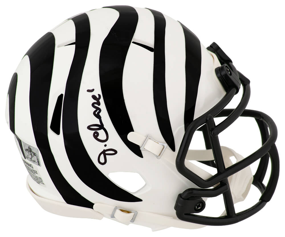 Ja'Marr Chase Signed Bengals Alternate White Riddell Speed Mini Helmet - (Beckett) - CHAMIN314 - Ja'Marr Chase Signed Bengals Alternate White Riddell Speed Mini Helmet - (Beckett) product image