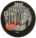 Chris Chelios Signed Red Wings 2002 Stanley Cup Champs Logo Hockey Puck - CHEPUC403 - Chris Chelios Signed Red Wings 2002 Stanley Cup Champs Logo Hockey Puck product image