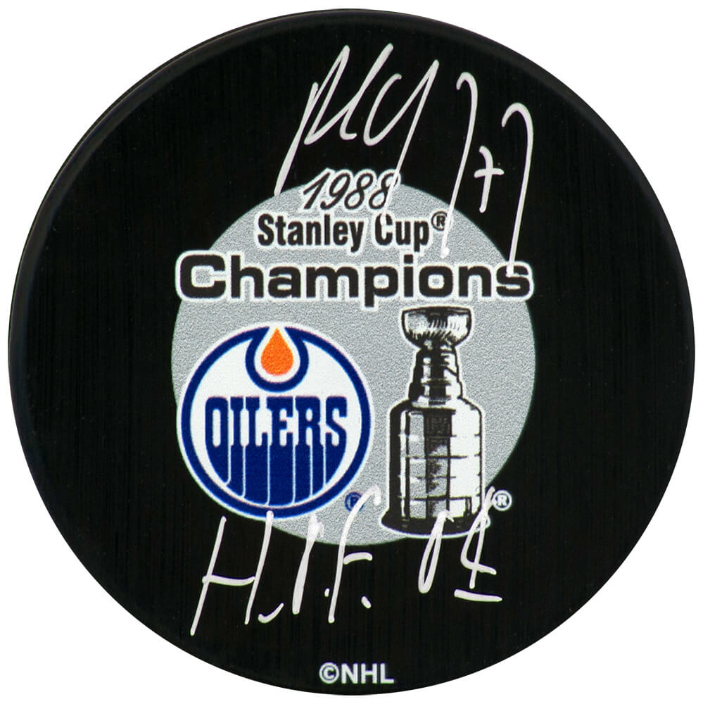 Paul Coffey Signed Edmonton Oilers 1988 Stanley Cup Champs Logo Hockey Puck - COFPUC404 - Paul Coffey Signed Edmonton Oilers 1988 Stanley Cup Champs Logo Hockey Puck product image