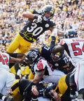 James Conner Signed Pittsburgh Steelers Scoring Touchdown Action 16x20 Photo - CON16P300 - James Conner Signed Pittsburgh Steelers Scoring Touchdown Action 16x20 Photo product image