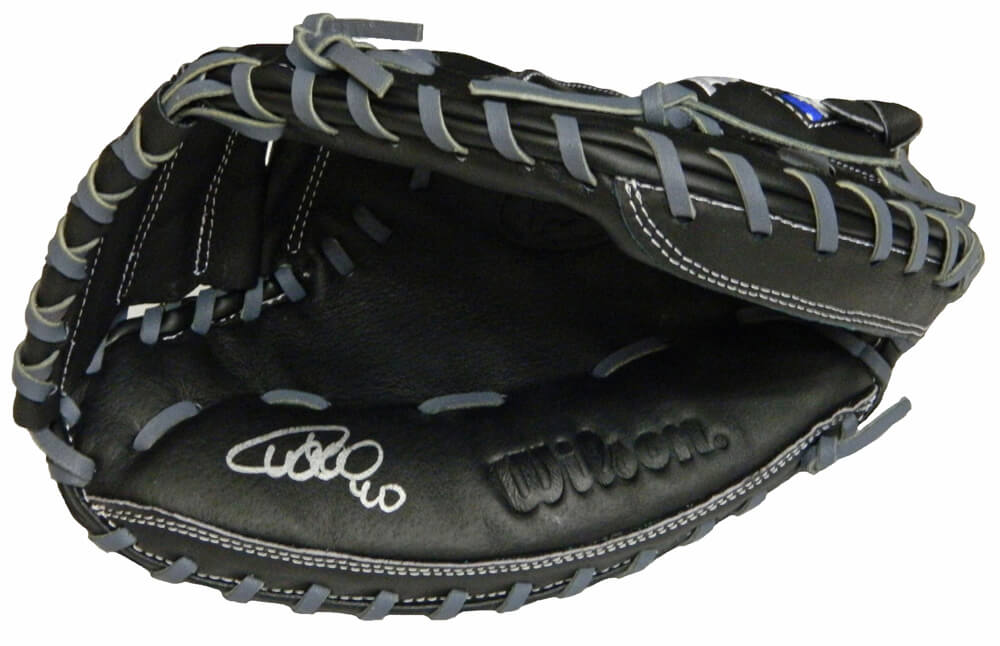 Willson Contreras Signed Wilson A360 Black & Silver Catchers Glove - CONGLV100 - Willson Contreras Signed Wilson A360 Black & Silver Catchers Glove product image