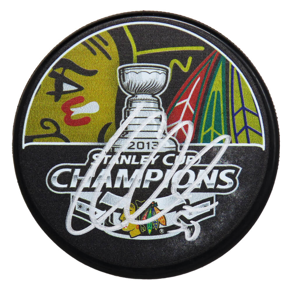 Corey Crawford Signed Blackhawks 2013 Stanley Cup Champs Logo Hockey Puck - CRAPUC401 - Corey Crawford Signed Blackhawks 2013 Stanley Cup Champs Logo Hockey Puck product image