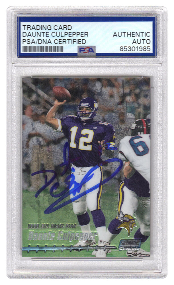 Daunte Culpepper Signed Vikings 1999 Stadium Club Chrome Rookie Football Card #119 (PSA Encapsulated) - CULCAR327 - Daunte Culpepper Signed Vikings 1999 Stadium Club Chrome Rookie Football Card #119 (PSA Encapsulated) product image