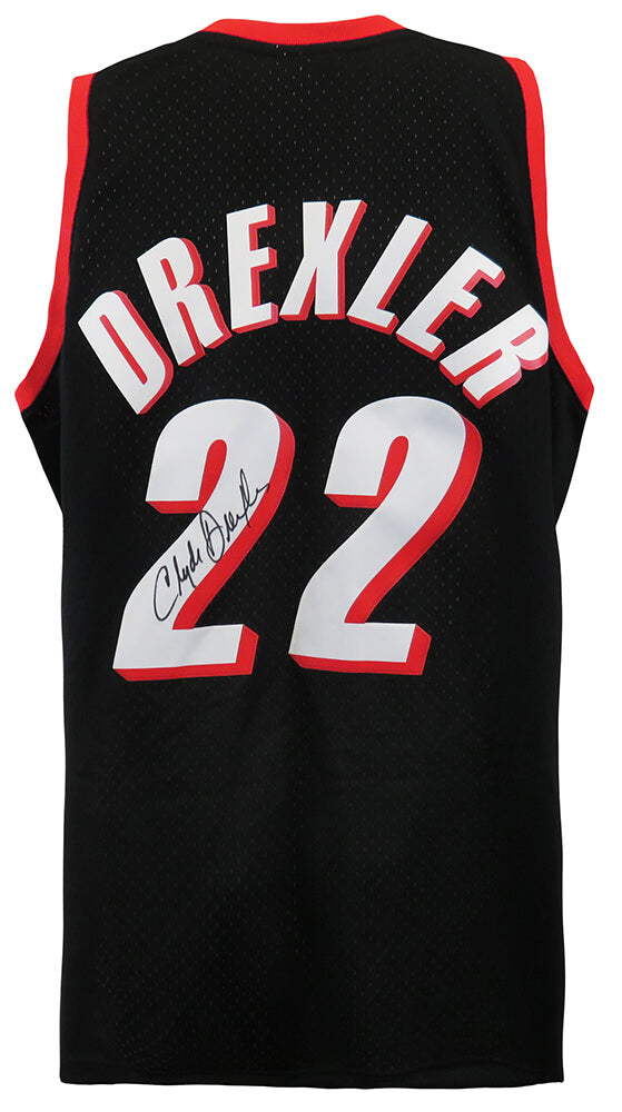 Clyde Drexler Signed Portland Trailblazers Black Mitchell & Ness Swingman Jersey - DREJRY205 - Clyde Drexler Signed Portland Trailblazers Black Mitchell & Ness Swingman Jersey product image
