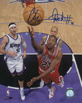 Chris Duhon Signed Chicago Bulls Action vs Kings 8x10 Photo - DUH08P201 - Chris Duhon Signed Chicago Bulls Action vs Kings 8x10 Photo product image