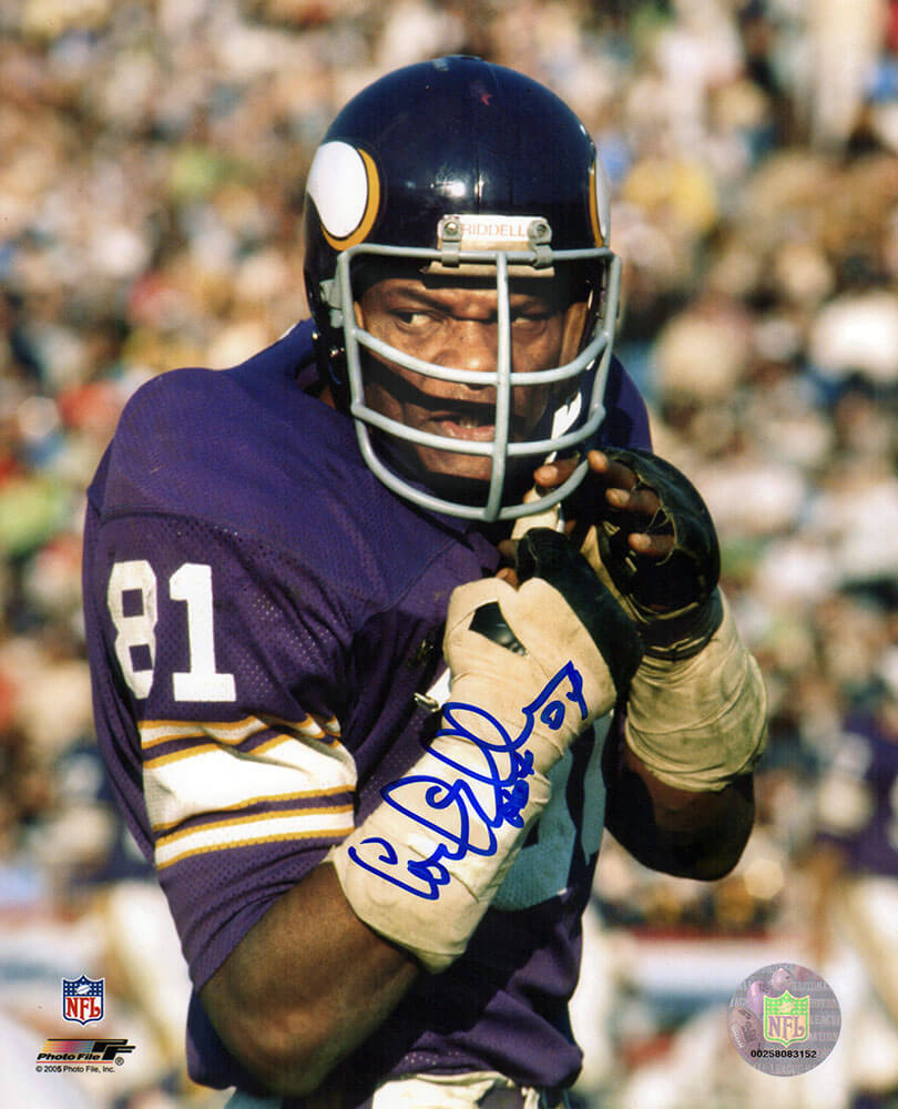 Carl Eller Signed Minnesota Vikings Purple Jersey Close Up 8x10 Photo w/HOF'04 - ELL08P311 - Carl Eller Signed Minnesota Vikings Purple Jersey Close Up 8x10 Photo w/HOF'04 product image