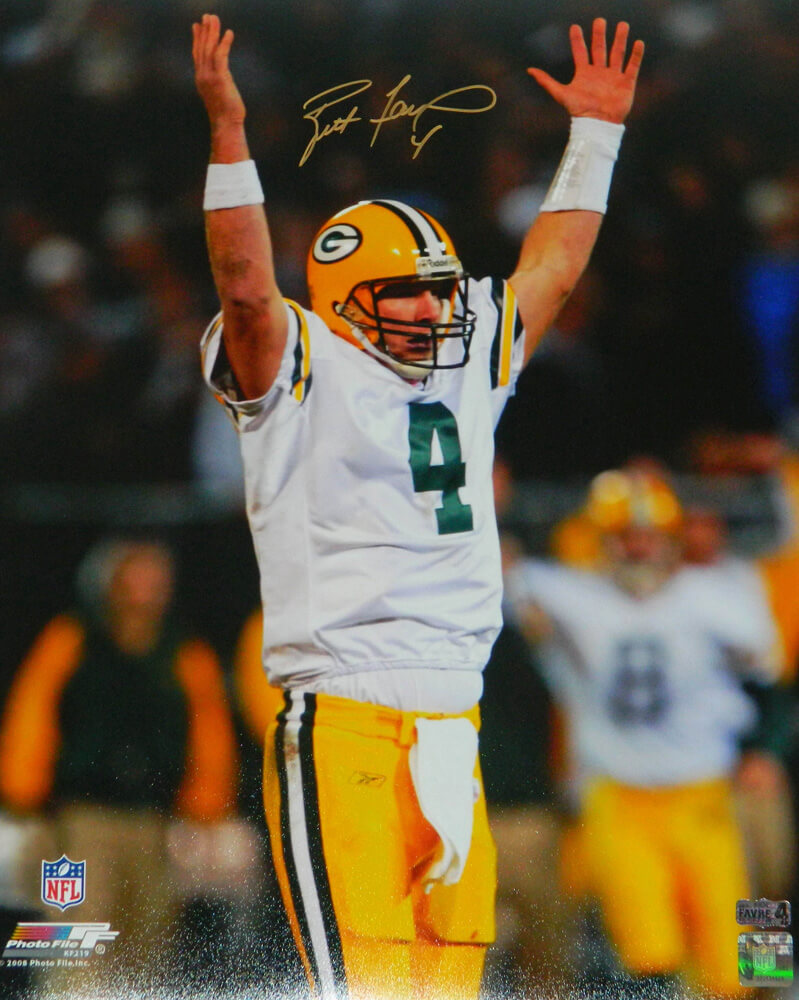 Brett Favre Signed Green Bay Packers Arms Raised 16x20 Photo - FAV16P303 - Brett Favre Signed Green Bay Packers Arms Raised 16x20 Photo product image