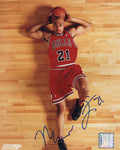 Marcus Fizer Signed Chicago Bulls Ball Behind Head Pose 8x10 Photo - FIZ08P201 - Marcus Fizer Signed Chicago Bulls Ball Behind Head Pose 8x10 Photo product image