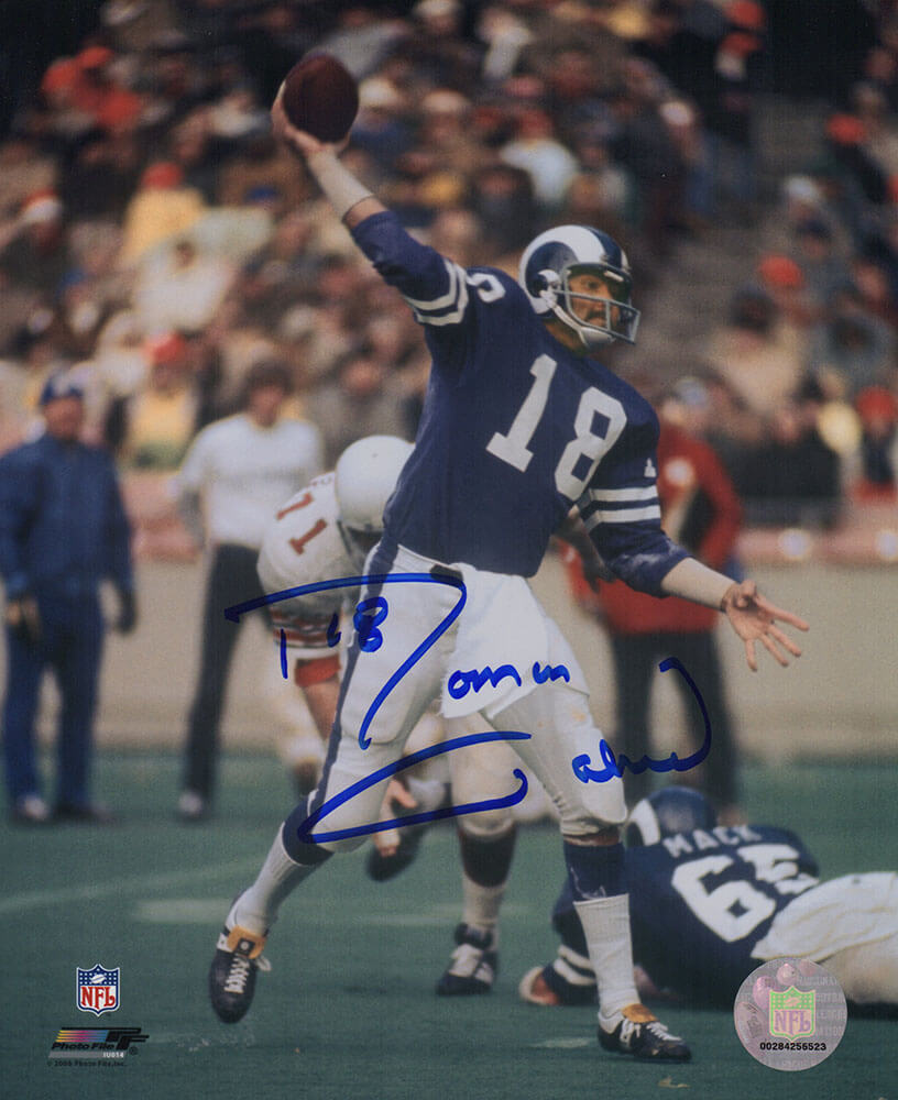 Roman Gabriel Signed Los Angeles Rams Blue Jersey Passing 8x10 Photo - GAB08P302TW - Roman Gabriel Signed Los Angeles Rams Blue Jersey Passing 8x10 Photo product image