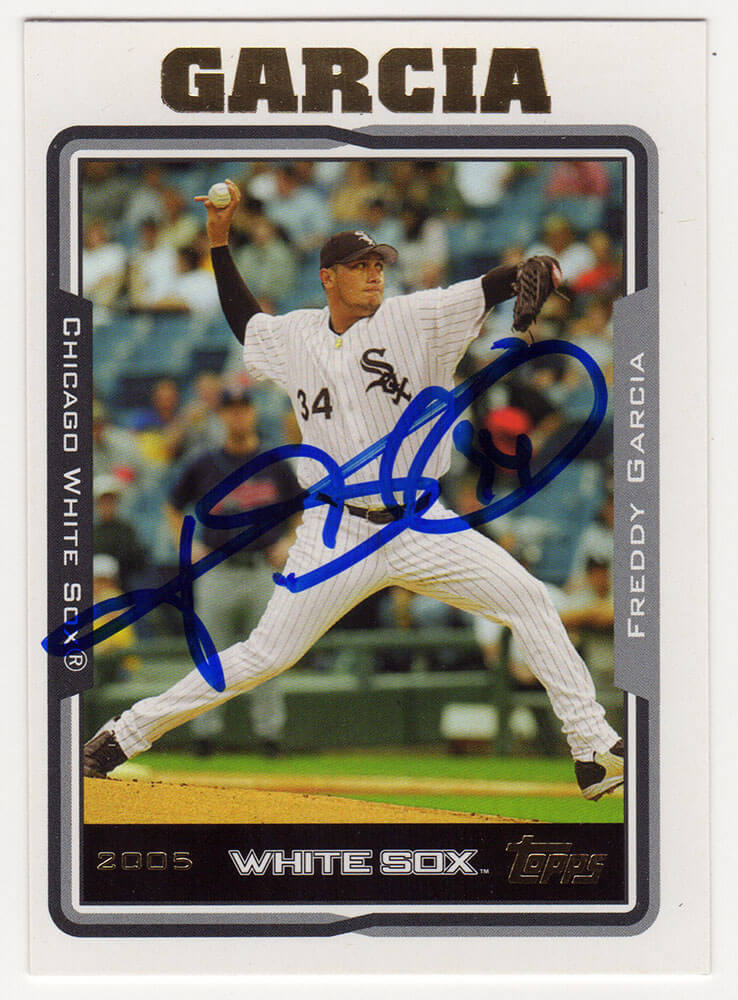 Freddy Garcia Signed Chicago White Sox 2005 Topps Baseball Trading Card #374 - GARCAR100 - Freddy Garcia Signed Chicago White Sox 2005 Topps Baseball Trading Card #374 product image