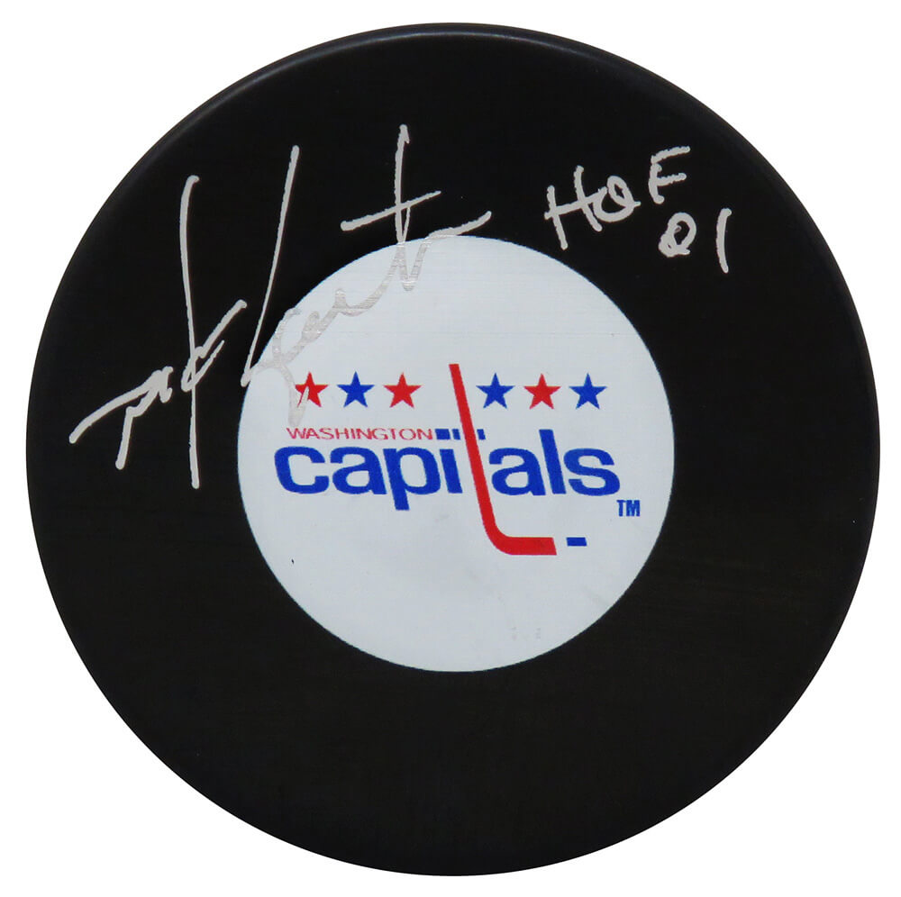 Mike Gartner Signed Washington Capitals Logo Hockey Puck - GARPUC400 - Mike Gartner Signed Washington Capitals Logo Hockey Puck product image