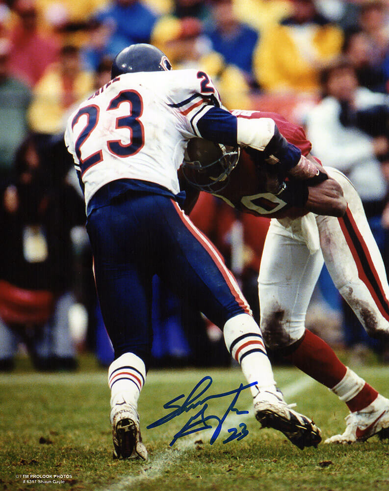 Shaun Gayle Signed Chicago Bears Tackle Action 8x10 Photo - GAY08P300 - Shaun Gayle Signed Chicago Bears Tackle Action 8x10 Photo product image
