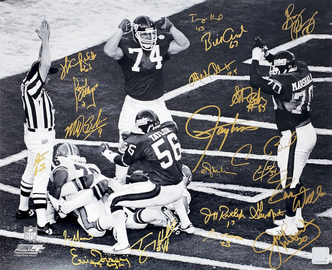 New York Giants Super Bowl XXI / XXV Team Signed Super Bowl Safety B&W 16x20 Photo (21 Sigs) - GIA16P312 - New York Giants Super Bowl XXI / XXV Team Signed Super Bowl Safety B&W 16x20 Photo (21 Sigs) product image
