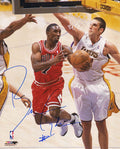Ben Gordon Signed Chicago Bulls Action vs Lakers 8x10 Photo - GOR08P200 - Ben Gordon Signed Chicago Bulls Action vs Lakers 8x10 Photo product image