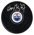 Wayne Gretzky Signed Edmonton Oilers Logo Hockey Puck - GREPUC404 - Wayne Gretzky Signed Edmonton Oilers Logo Hockey Puck product image