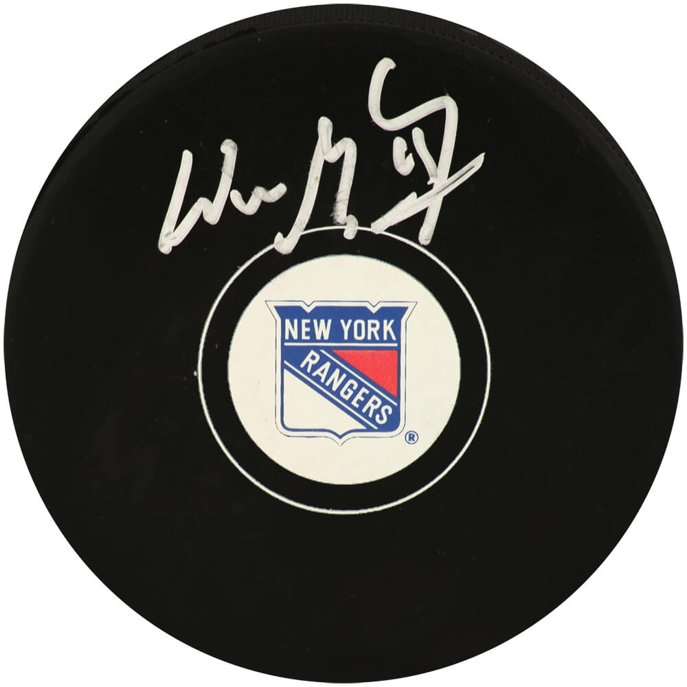 Wayne Gretzky Signed NY Rangers Team Logo Hockey Puck - (JSA) - GREPUC410 - Wayne Gretzky Signed NY Rangers Team Logo Hockey Puck - (JSA) product image