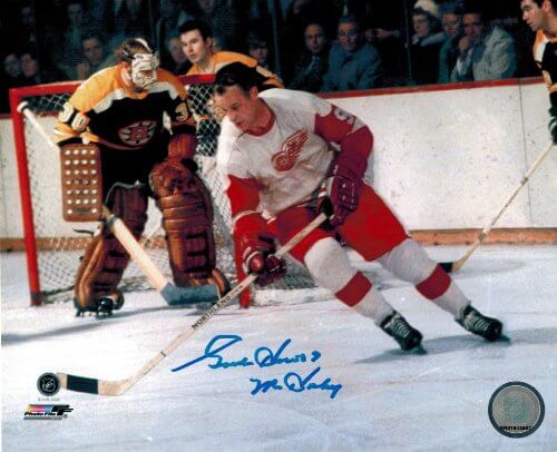 Gordie Howe Signed Autographed Red Wings Color Action 8x10 Photo w/Mr. Hockey - HOW08P401 - Gordie Howe Signed Autographed Red Wings Color Action 8x10 Photo w/Mr. Hockey product image