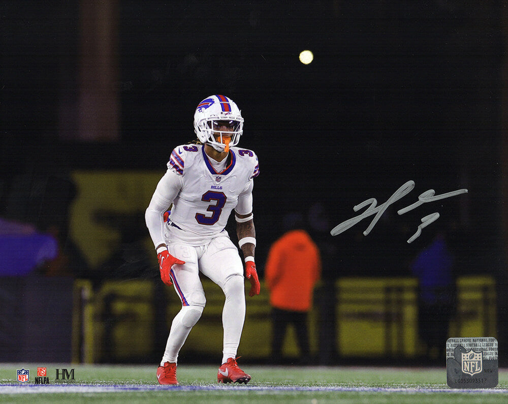 Damar Hamlin Signed Buffalo Bills White Jersey Action 8x10 Photo - HAM08P340 - Damar Hamlin Signed Buffalo Bills White Jersey Action 8x10 Photo product image