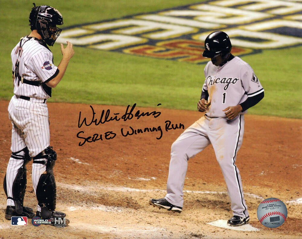Willie Harris Signed Chicago White Sox 2005 World Series Winning Run 8x10 Photo w/Series Winning Run - HAR08P122 - Willie Harris Signed Chicago White Sox 2005 World Series Winning Run 8x10 Photo w/Series Winning Run product image