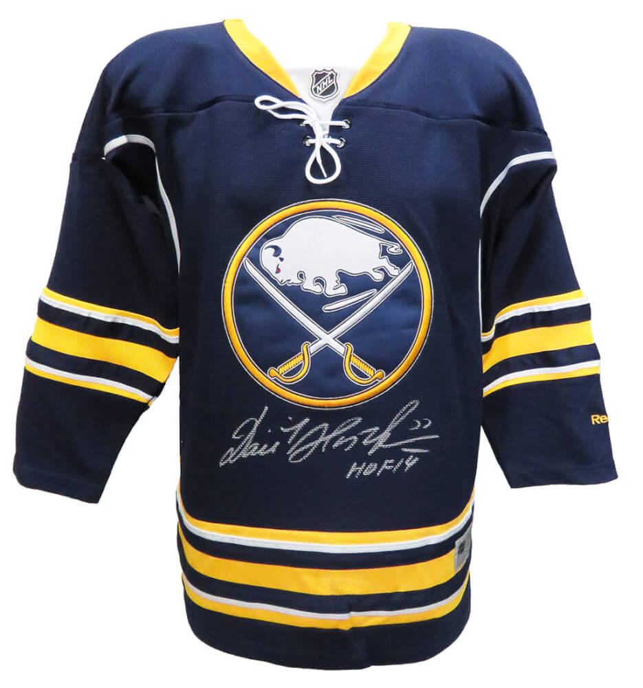 Dominik Hasek Signed Buffalo Sabres Reebok Navy Youth Replica Hockey Jersey w/HOF'14 - HASJRY408 - Dominik Hasek Signed Buffalo Sabres Reebok Navy Youth Replica Hockey Jersey w/HOF'14 product image