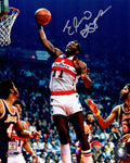 Elvin Hayes Signed Washington Bullets Action 8x10 Photo - HAY08P205 - Elvin Hayes Signed Washington Bullets Action 8x10 Photo product image