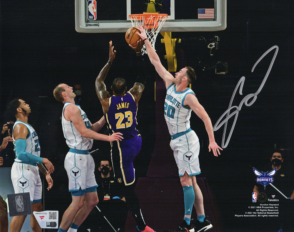Gordon Hayward Signed Charlotte Hornets Block On Lebron James 8x10 Photo - (Fanatics) - HAY08P230 - Gordon Hayward Signed Charlotte Hornets Block On Lebron James 8x10 Photo - (Fanatics) product image