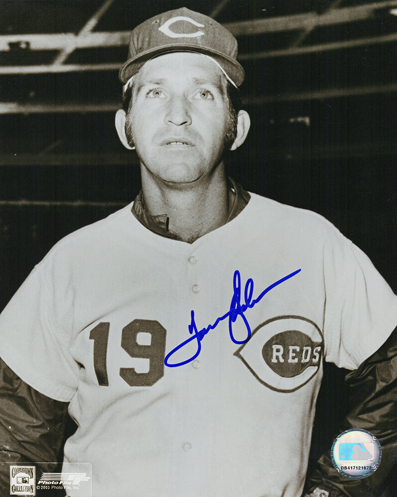 Tommy Helms Signed Cincinnati Reds B&W Pose 8x10 Photo - HEL08P101 - Tommy Helms Signed Cincinnati Reds B&W Pose 8x10 Photo product image