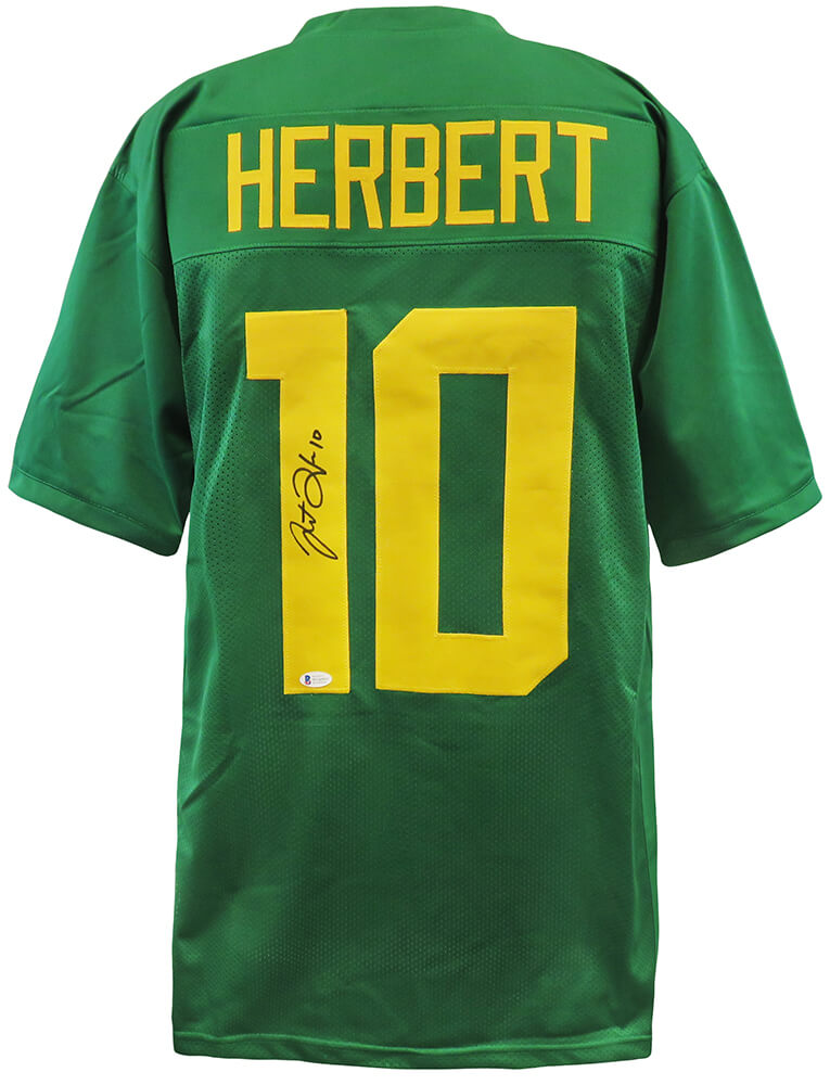 Justin Herbert Signed Green Custom College Football Jersey (Beckett) - HERJRY302 - Justin Herbert Signed Green Custom College Football Jersey (Beckett) product image