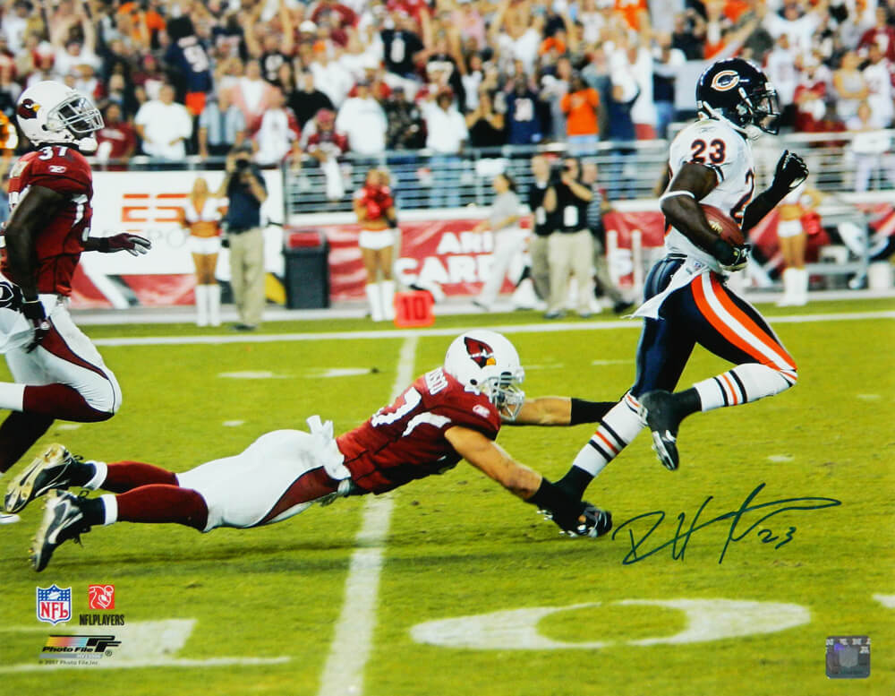 Devin Hester Signed Chicago Bears Monday Night Football Kick Return Touchdown 16x20 Photo - HES16P303 - Devin Hester Signed Chicago Bears Monday Night Football Kick Return Touchdown 16x20 Photo product image