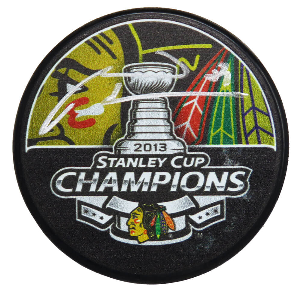Marian Hossa Signed Blackhawks 2013 Stanley Cup Champs Logo Hockey Puck - HOSPUC403 - Marian Hossa Signed Blackhawks 2013 Stanley Cup Champs Logo Hockey Puck product image