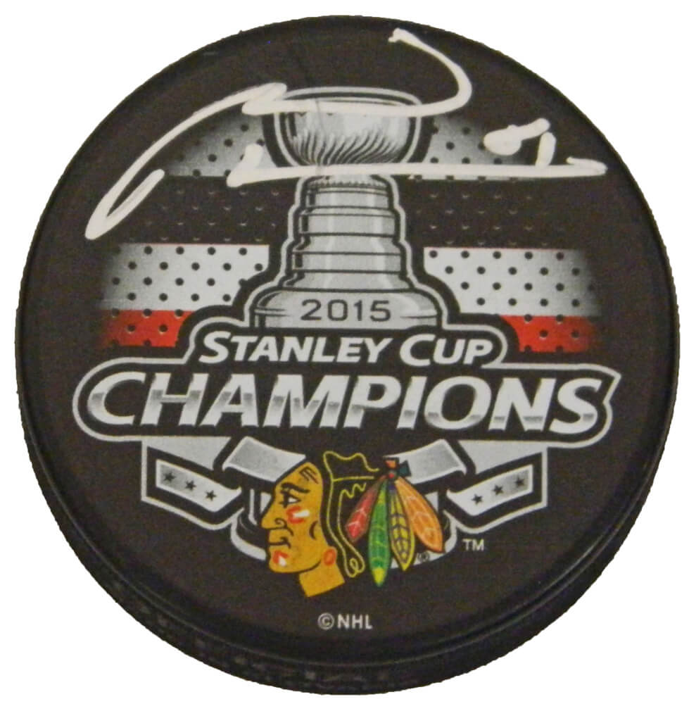 Marian Hossa Signed Blackhawks 2015 Stanley Cup Champs Logo Hockey Puck - HOSPUC404 - Marian Hossa Signed Blackhawks 2015 Stanley Cup Champs Logo Hockey Puck product image