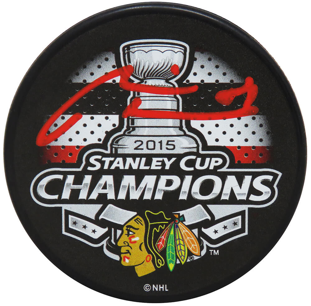 Marian Hossa Signed Blackhawks 2015 Stanley Cup Champs Logo Hockey Puck  (Red Ink) - HOSPUC406 - Marian Hossa Signed Blackhawks 2015 Stanley Cup Champs Logo Hockey Puck (Red Ink) product image