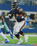 Jordan Howard Signed Chicago Bears Rushing Action 16x20 Photo - HOW16P310 - Jordan Howard Signed Chicago Bears Rushing Action 16x20 Photo product image